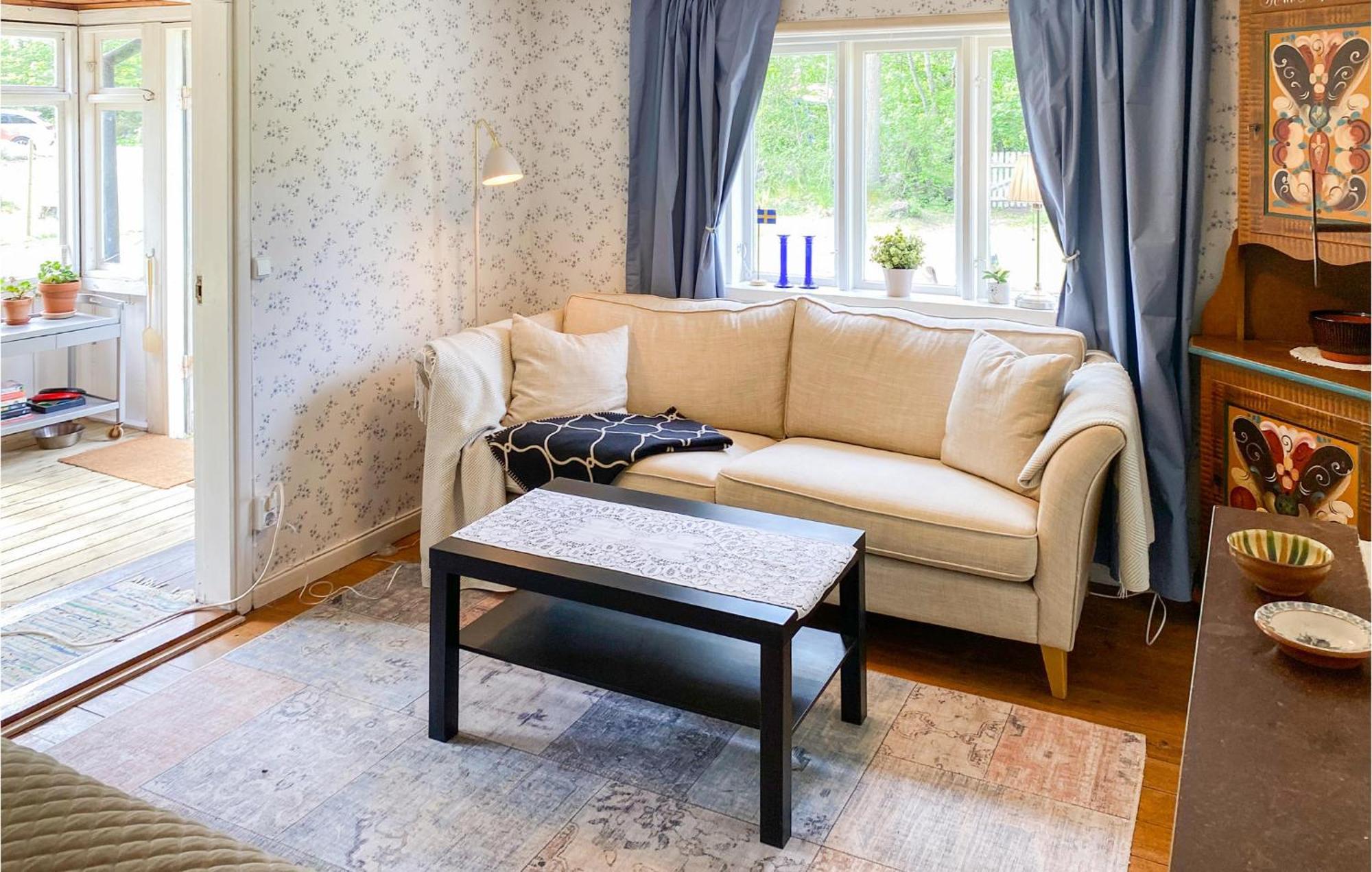 Amazing Home In Faerjestaden With Kitchen Kültér fotó