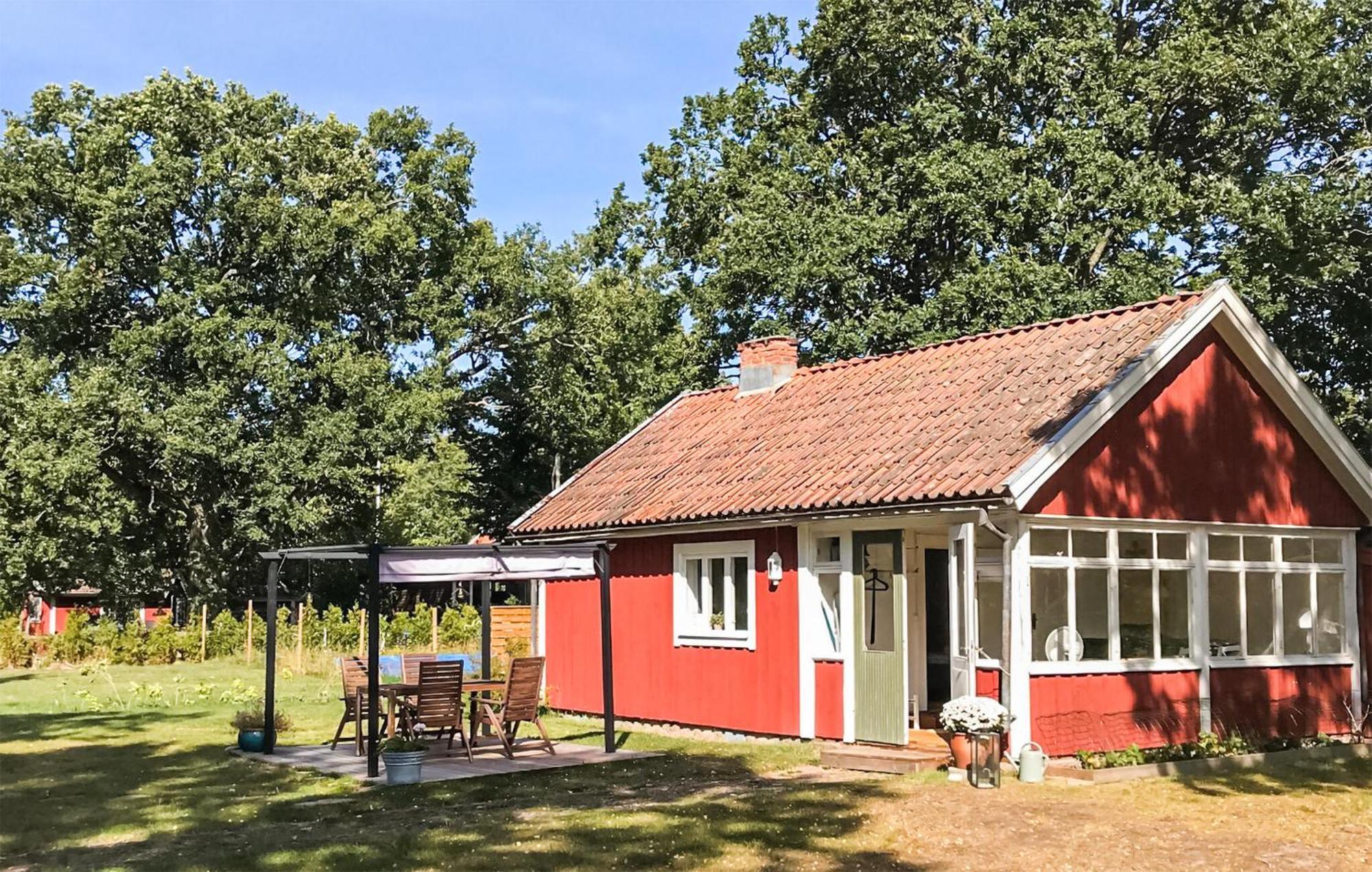 Amazing Home In Faerjestaden With Kitchen Kültér fotó