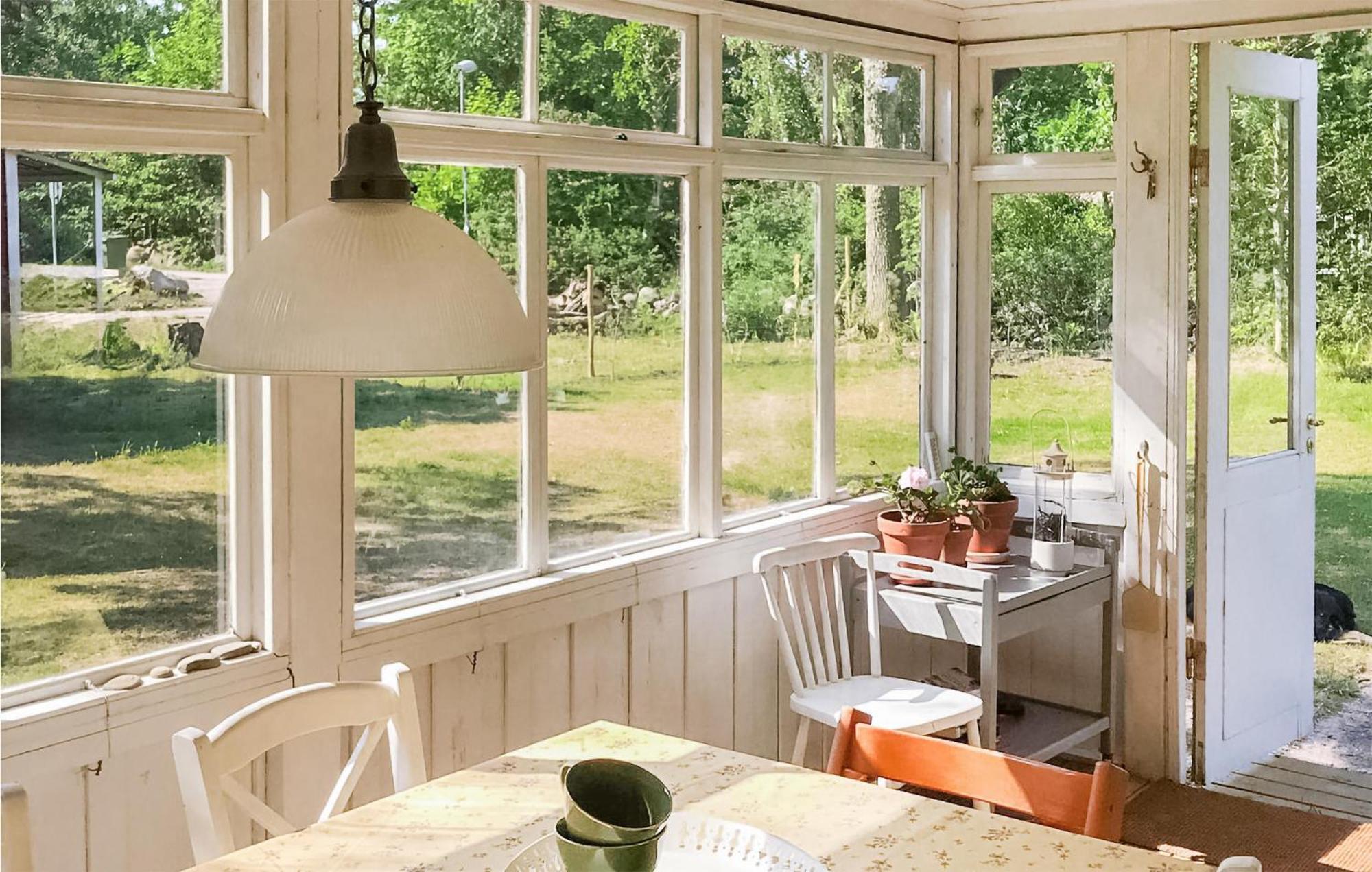 Amazing Home In Faerjestaden With Kitchen Kültér fotó